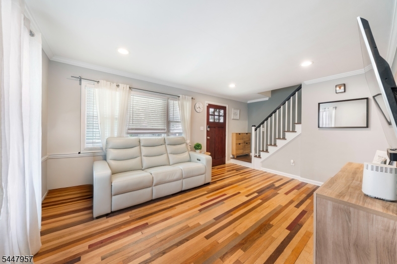 735 Harrison Avenue Roselle NJ 07203