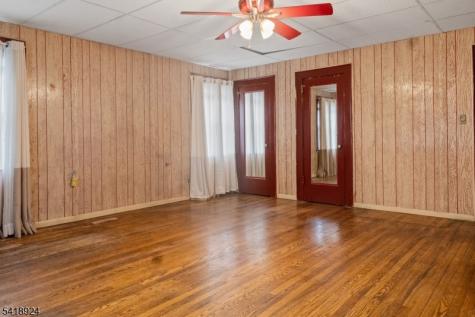 315 Meeker Avenue Newark NJ 07112