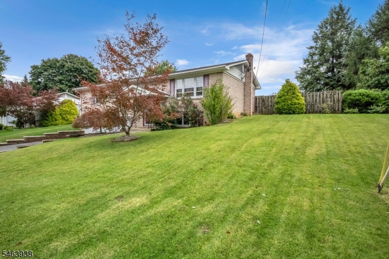 9 Douglas Lane Washington NJ 07882