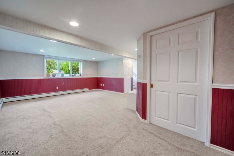 9 Douglas Lane Washington NJ 07882