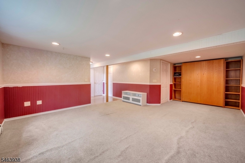 9 Douglas Lane Washington NJ 07882