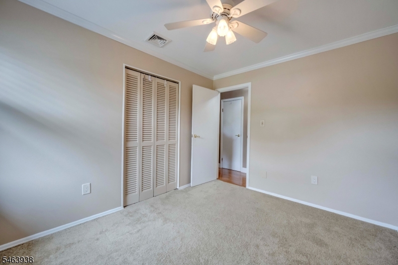 9 Douglas Lane Washington NJ 07882