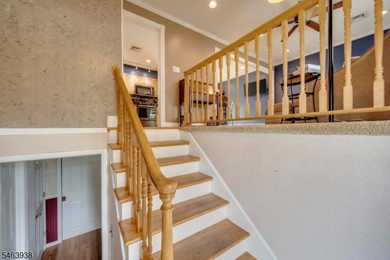 9 Douglas Lane Washington NJ 07882