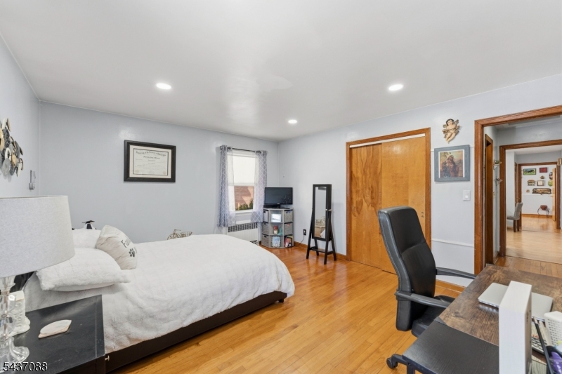 72 Clarendon Place Hackensack NJ 07601