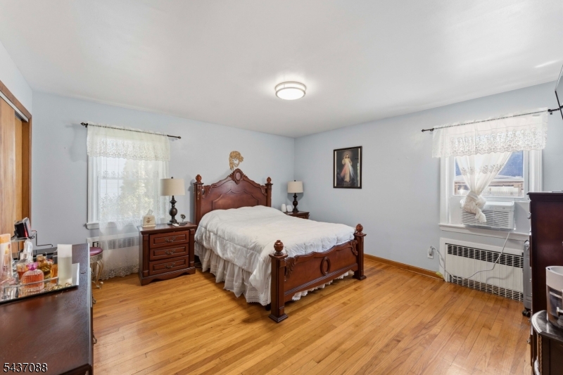 72 Clarendon Place Hackensack NJ 07601