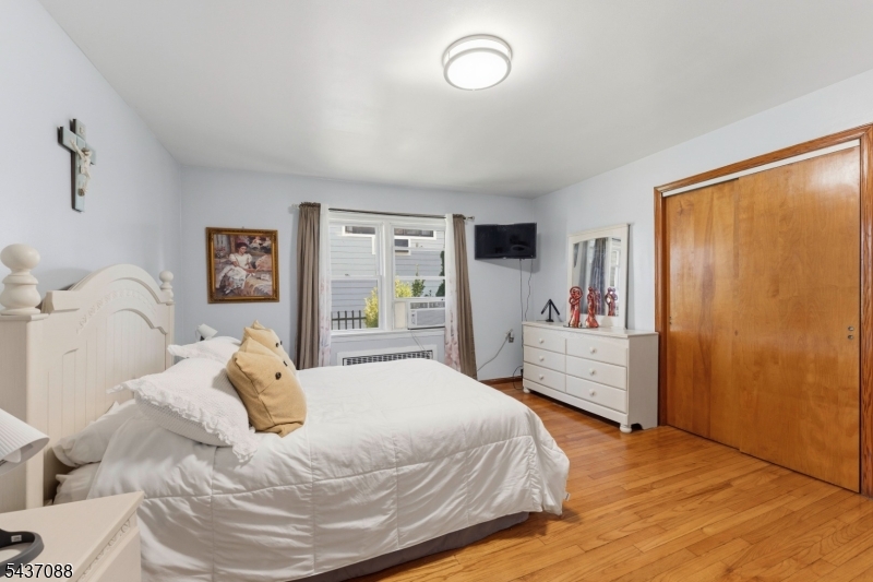 72 Clarendon Place Hackensack NJ 07601