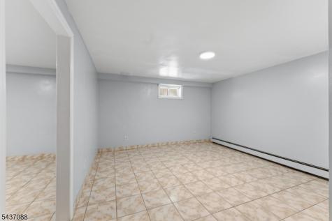 72 Clarendon Place Hackensack NJ 07601