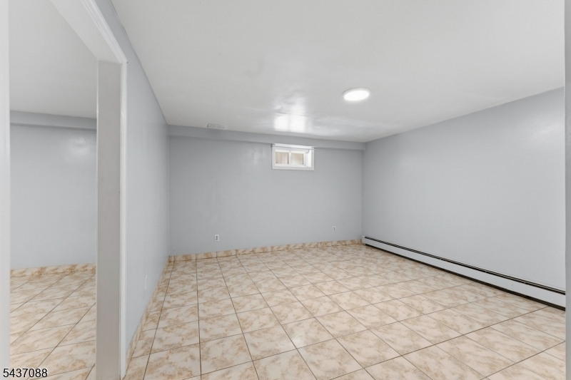 72 Clarendon Place Hackensack NJ 07601