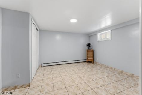 72 Clarendon Place Hackensack NJ 07601