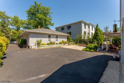 72 Clarendon Place Hackensack NJ 07601