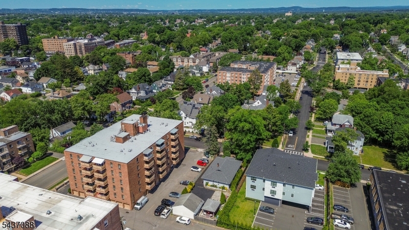 72 Clarendon Place Hackensack NJ 07601