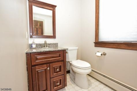 16 Weeden Drive West Milford NJ 07480