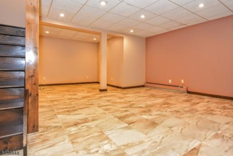 16 Weeden Drive West Milford NJ 07480