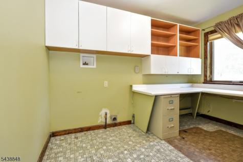 16 Weeden Drive West Milford NJ 07480