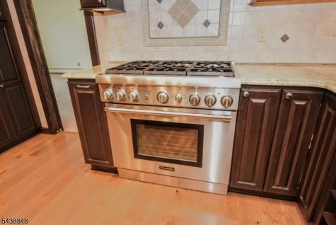 16 Weeden Drive West Milford NJ 07480
