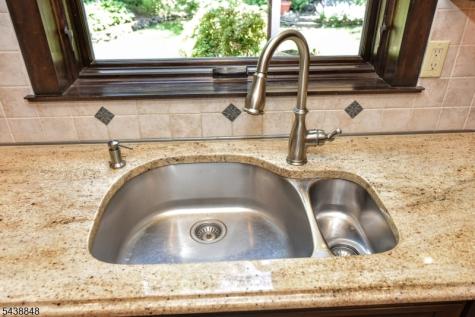 16 Weeden Drive West Milford NJ 07480