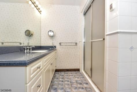 16 Weeden Drive West Milford NJ 07480