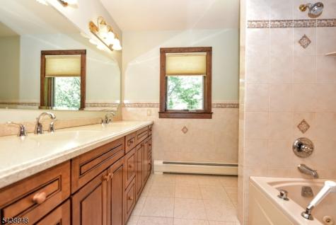 16 Weeden Drive West Milford NJ 07480