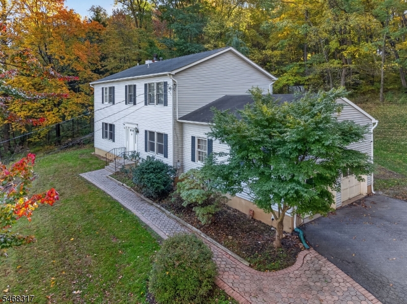 53 Russling Road Independence NJ 07840