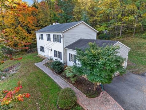 53 Russling Road Independence NJ 07840