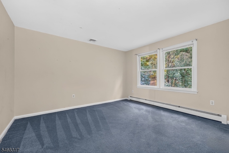 53 Russling Road Independence NJ 07840