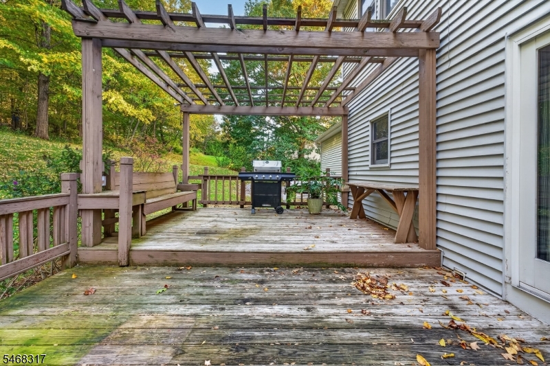 53 Russling Road Independence NJ 07840