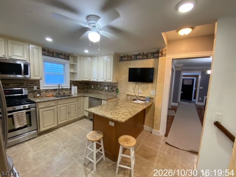 7 William Kearny NJ 07032