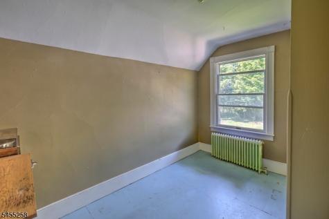 6 Bodine Avenue Peapack Gladstone NJ 07934