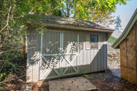 6 Bodine Avenue Peapack Gladstone NJ 07934