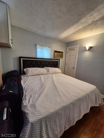 66 Independence Drive Roselle NJ 07203