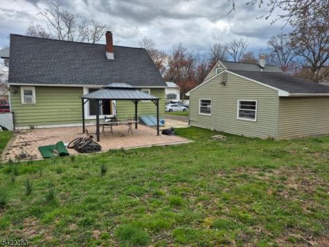 66 Independence Drive Roselle NJ 07203