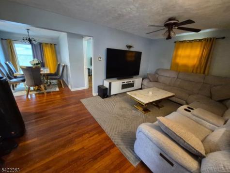 66 Independence Drive Roselle NJ 07203
