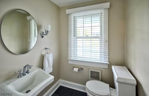 73 N Main Street Cranbury NJ 08512