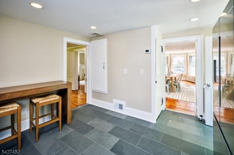 73 N Main Street Cranbury NJ 08512