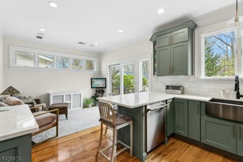 24 Windsor Place Cranford NJ 07016