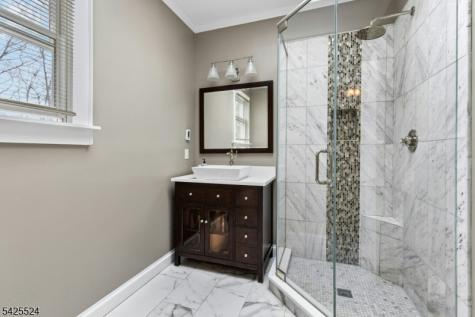 24 Windsor Place Cranford NJ 07016
