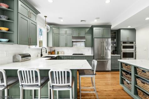 24 Windsor Place Cranford NJ 07016