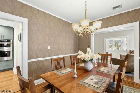 24 Windsor Place Cranford NJ 07016