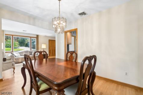 186 W Northfield Road Livingston NJ 07039