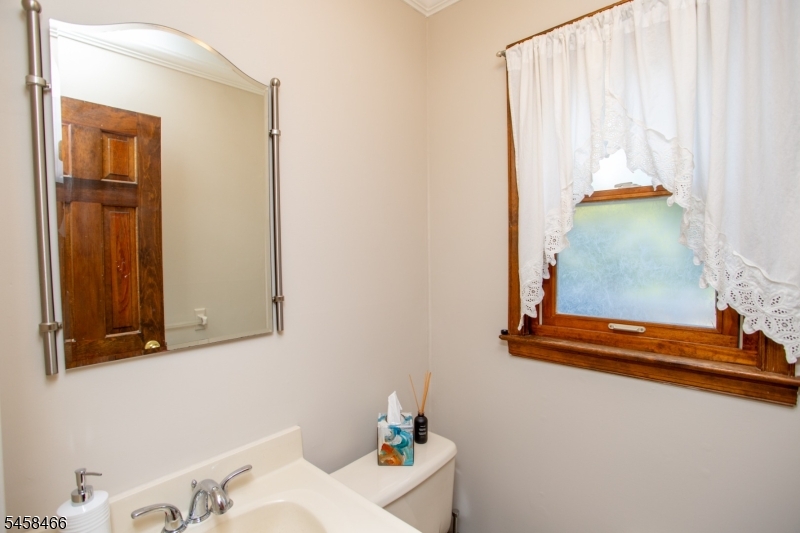 3 Sutphin Road Raritan NJ 08822