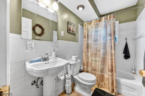 305 Madison Avenue Rahway NJ 07065