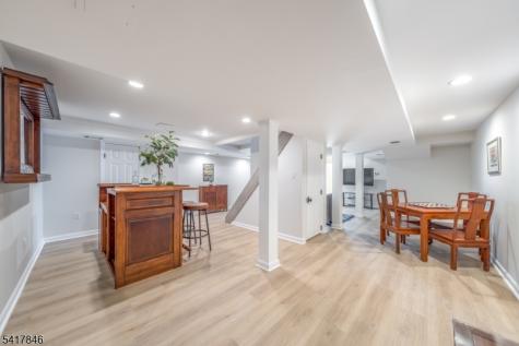 32 Westminster Road Chatham NJ 07928
