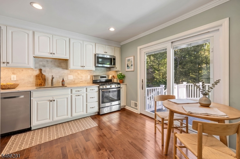 6 Dorothy Drive Morris NJ 07960