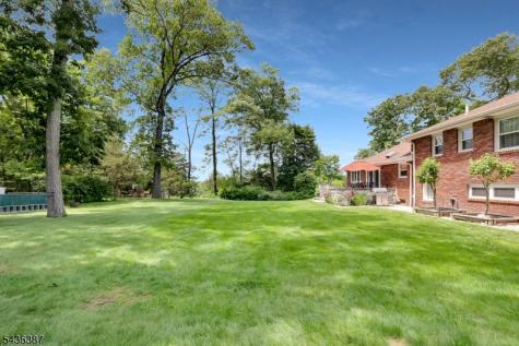 28 Pepper Road Montville NJ 07082
