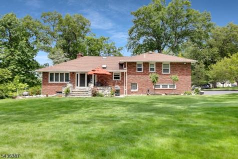 28 Pepper Road Montville NJ 07082