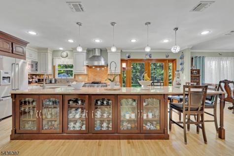 28 Pepper Road Montville NJ 07082