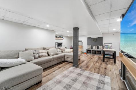 47 Collamore Terrace West Orange NJ 07052