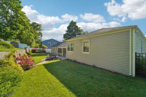 47 Collamore Terrace West Orange NJ 07052