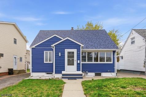 31 Ackerson Place Passaic NJ 07055