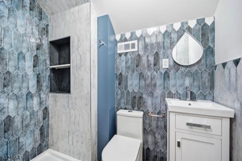 31 Ackerson Place Passaic NJ 07055